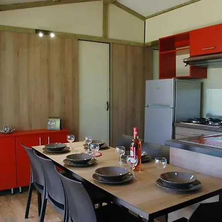 Chalet Les Pialades - Eden *